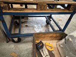 Pallevogn uden indhold