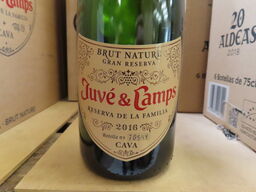12 fl. cava, JUVE & CAMPS, Reserva De La Familia 2016