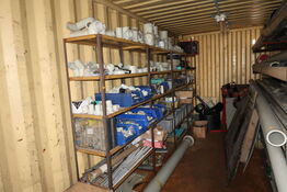 4 stk. lagerreoler med div. Varelager og reservedele