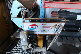 Skilt, sækkevogn samt vogn