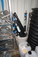 Spand med div. Teleskopudtræk AVR m.m.