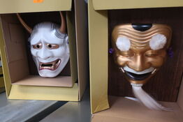 2 Stk. Japanske Porcelænsmasker