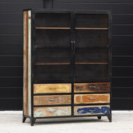 Farmer skab i jern og træ