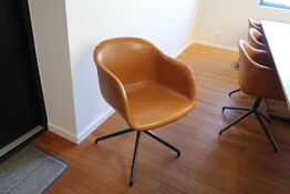 9 stk. mødestole i læder MUUTO