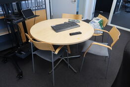 Mødebord med 4 stk. mødestole LAMMHULTS