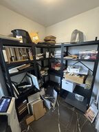 4 stk. Stålreoler med indhold