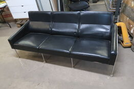 Sofa ARNE JACOBSEN model 3303