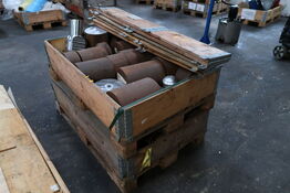 Paller med div. Jern