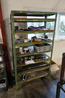 Reol med div. Værktøj m.m.