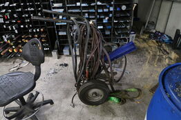 Vogn med skærebrænder m.m.