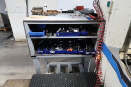 Stålskab med div. Specialværktøj