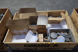 Palle med div. Værktøj