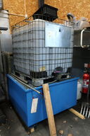 Spildekar samt palletank