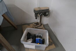 Bordsøjleboremaskine EINHELL TB 13/5 EC, overfræser samt boremaskine BLACK & DECKER