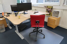 El. hæve/sænke skrivebord uden indhold, med skuffemodul og kontorstol
