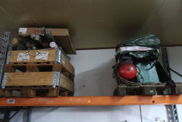 Palle reol med indhold