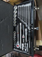 Værktøjstaske med indhold