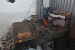 Svejsebord med indhold