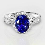 anzanit- og diamantring af 14 kt. hvidguld. Str. 53. IGI