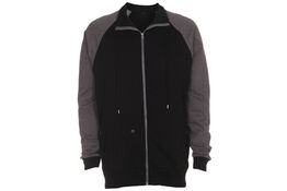 34 stk. t-shirt + 4 stk. sweatshirt