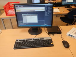 DELL OptiPlex 3050 | Intel i5-7500T | 8 GB | 256 GB SSD | SAMSUNG 22" skærm