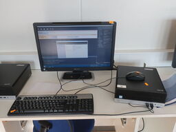 HP ProDesk | Intel i5-7500 | 8 GB | 256 GB SSD | HP 22" skærm