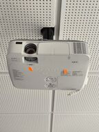 Projektor NEC ME311W inkl. lærred