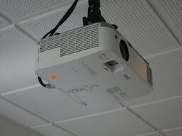 Projektor NEC ME301W inkl. lærred