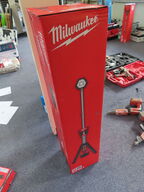 Arbejdslampe MILWAUKEE M18 SAL-0