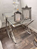 2 stk. Sidebord i glas/alu