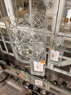 2 stk. Karafler m. Vase