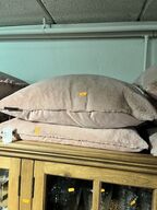 2 stk. Puder 60x60 cm