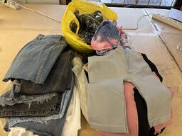 3 poser Mix parti tøj, Shorts, leggings bikinier BB JEANS