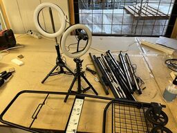 2 Ringlights m. stativ , LED lys + sækkevogn