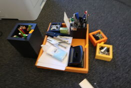 Div. Bakker MONTANA med indhold