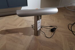 Bordlampe FRAMA T-Lamp Steel