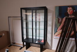 Vitrineskab GUBI Brown / Eg