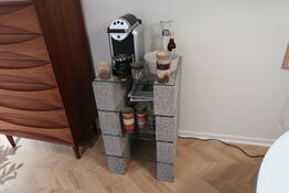 Reolsystem med kaffemaskine NESPRESSO