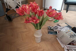 Vase BOTANÉ Ceramic Earth Vase Grey Large med div. Kunstige blomster