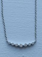 Halskæde af 14 kt. hvidguld med brillantslebene laboratorieskabte diamanter på samlet samlet ca. 0.35 ct.