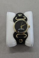 Marc Jacobs Cuff Watch i Glossy Sort og Guld