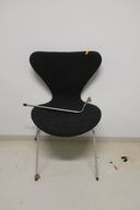 Stol FRITZ HANSEN "Syveren" (defekt)