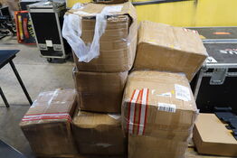 Palle med popcornbægre m.m.