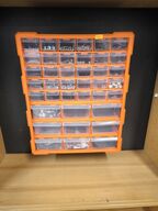 Sortimentskasse med indhold