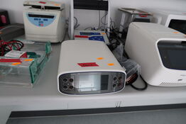 Strømforsyning INVITROGEN PowerEase Touch 120W