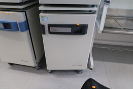 CO2 Incubator THERMO SCIENTIFIC HERACELL VIOS 160i