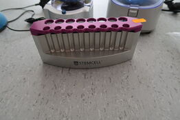 Holder STEMCELL TECHNOLOGIES