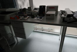 Arbejdsbord ZYSTM uden indhold