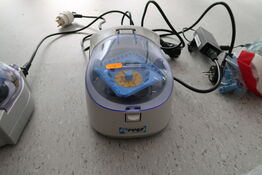 Microcentrifuge BENCHMARK SCIENTIFIC MyFuge