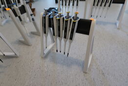Stativ med 5 stk. pipetter SARTORIUS
